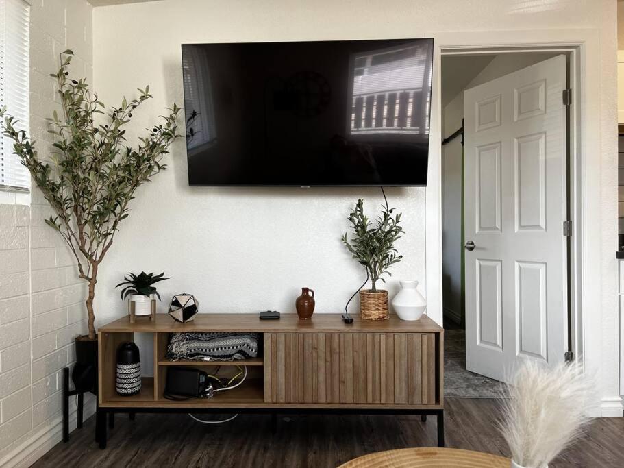 Monterey Way Minutes From Old Town Holiday home *