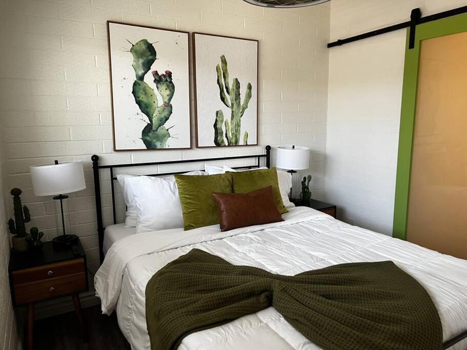 Monterey Way Minutes From Old Town Holiday home Scottsdale